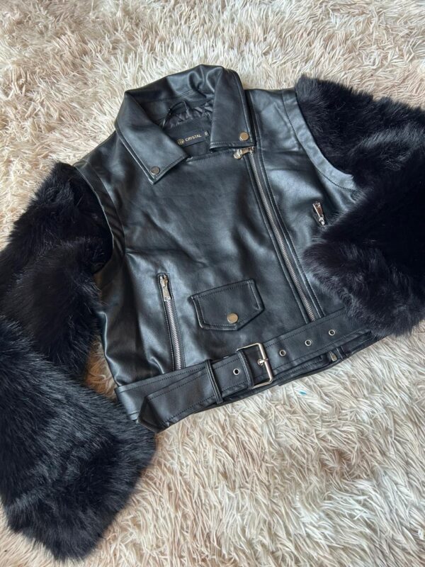 Campera Biker con Mangas de Piel Desmontables - Talle L