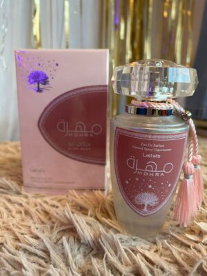 Mohra silky rose de Lattafa EDP de 100 ml