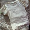 Remera de algodón con mangas de brodery