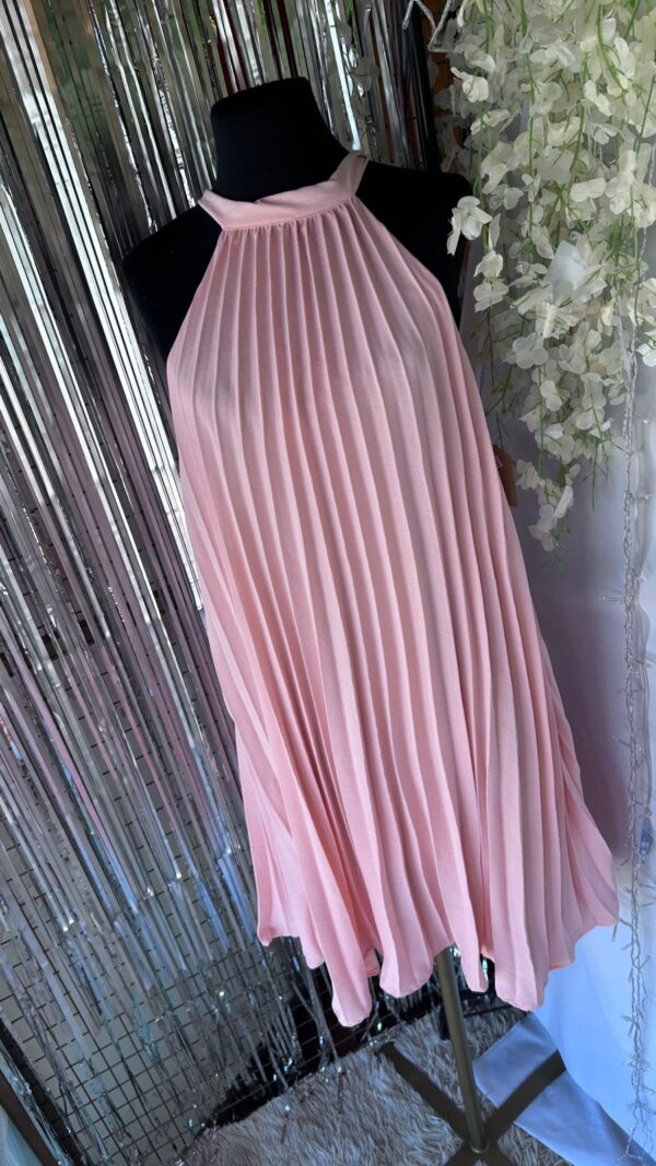 Vestido Plisado Cuello Halter