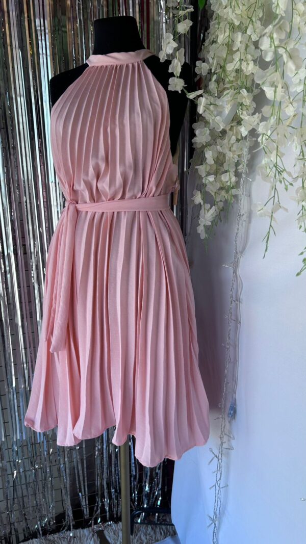 Vestido Plisado Cuello Halter