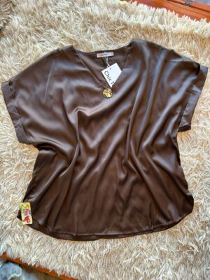 Blusa de Gasa con Aplique Desmontable