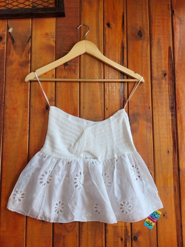 WhatsApp Image 2026-09-09 at 10.43.37 Tops Varios Modelos